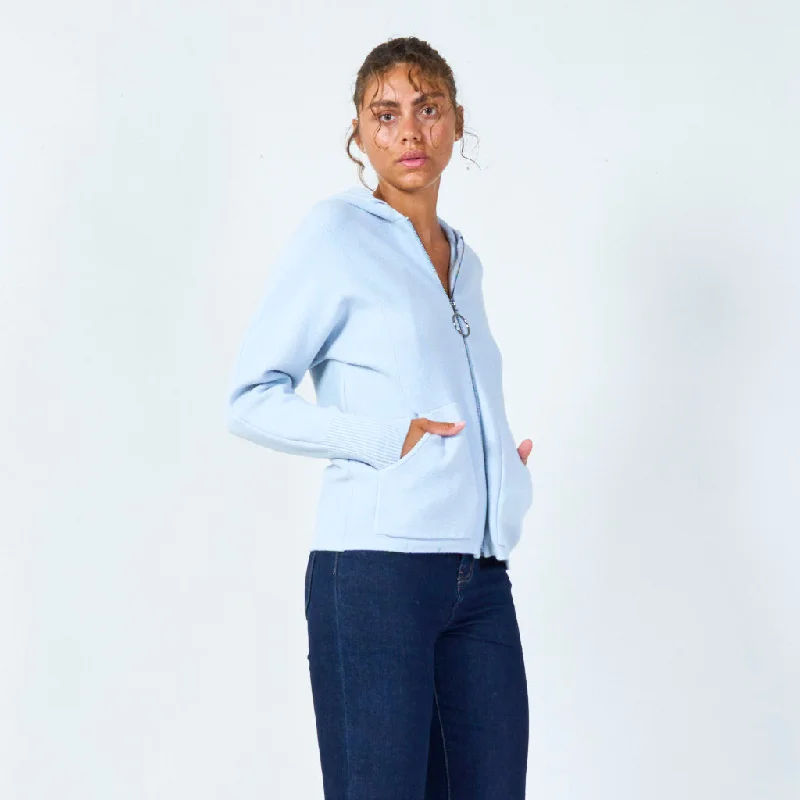 LIGHTBLUE