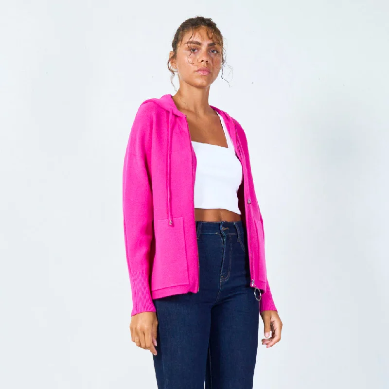 MAGENTA