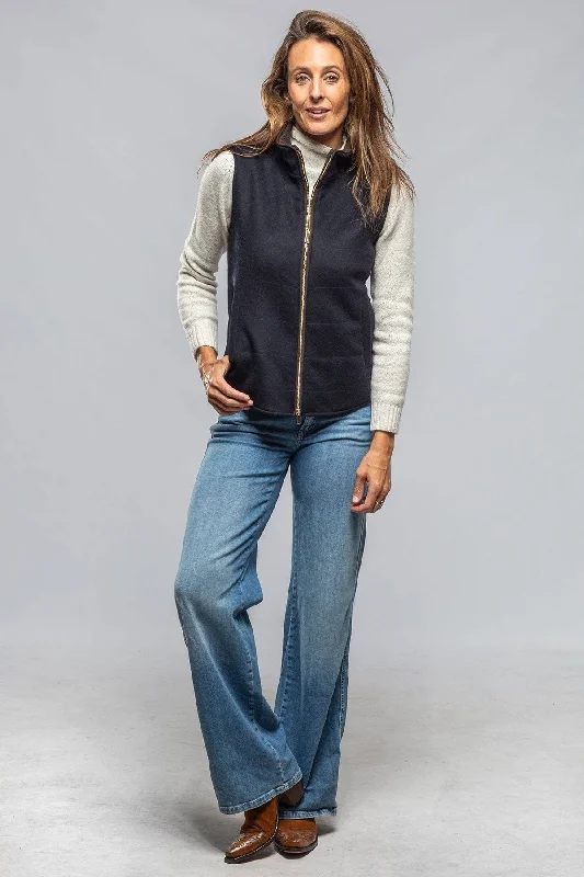 Simi Vest In Navy