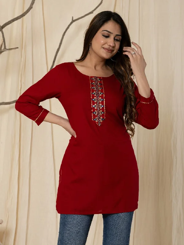 Solid Embroidered Placket Top - Maroon